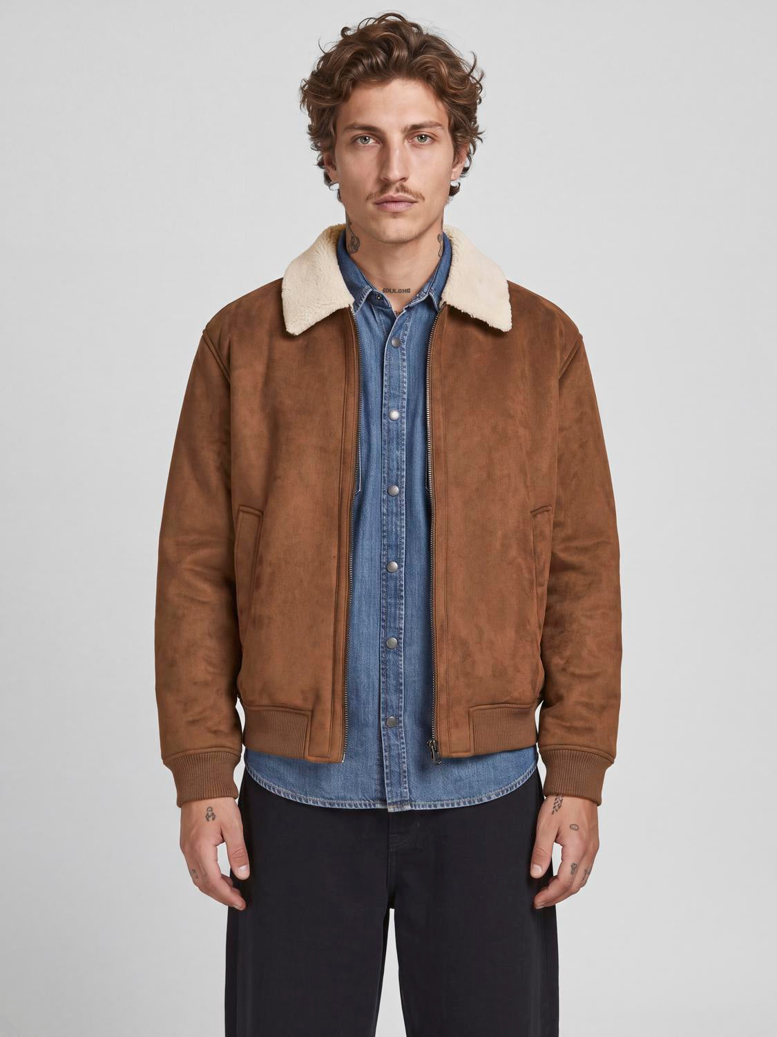 model_shot-front